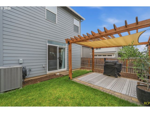 859 S 23RD Ave, Cornelius, OR 97113