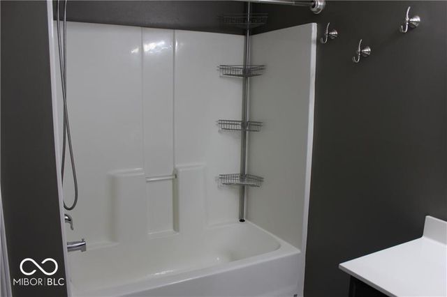 959 Retford Drive, Westfield, IN 46074