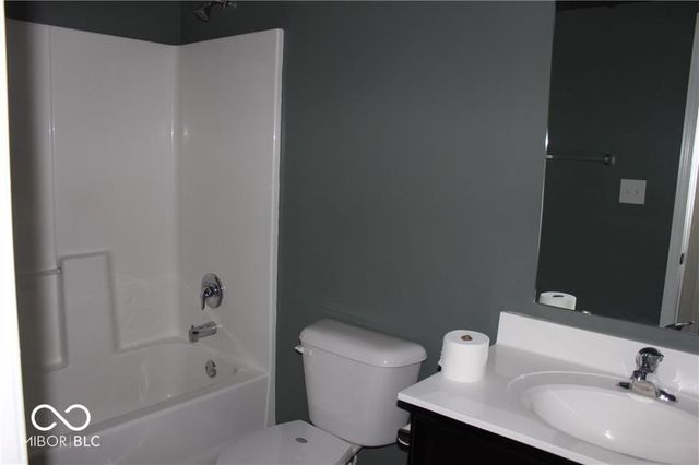 959 Retford Drive, Westfield, IN 46074