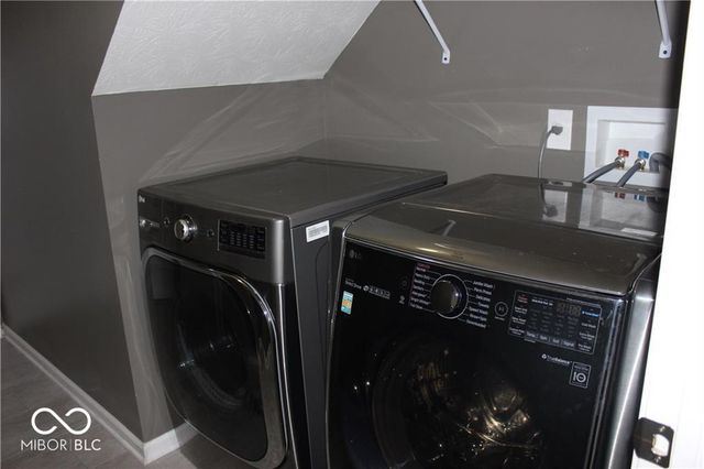 959 Retford Drive, Westfield, IN 46074