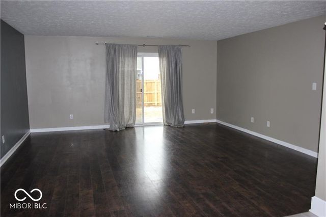 959 Retford Drive, Westfield, IN 46074