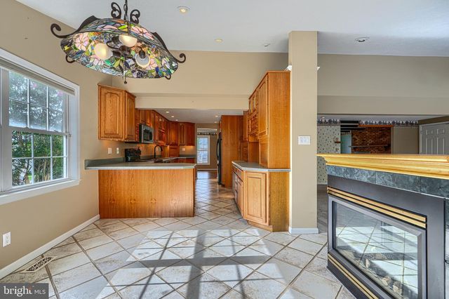 7 BOTHWELL GRTH, Baltimore, MD 21236