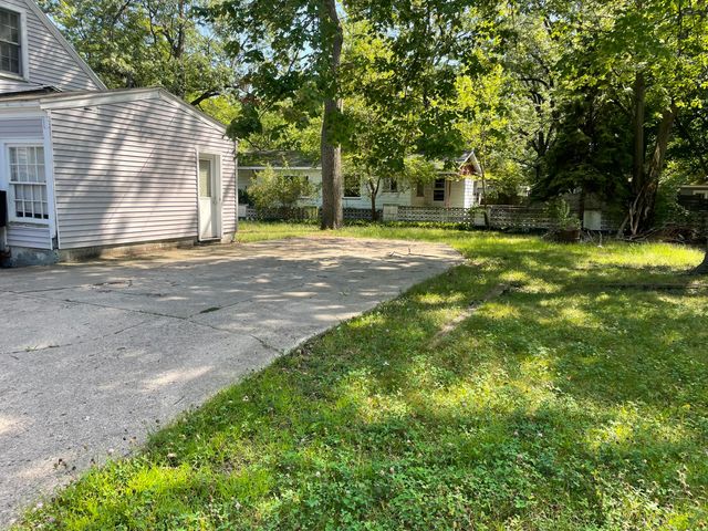 371 E Columbia Avenue, Muskegon Heights City, MI 49444