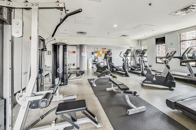 1255 S State Street 1918, Chicago, IL 60605