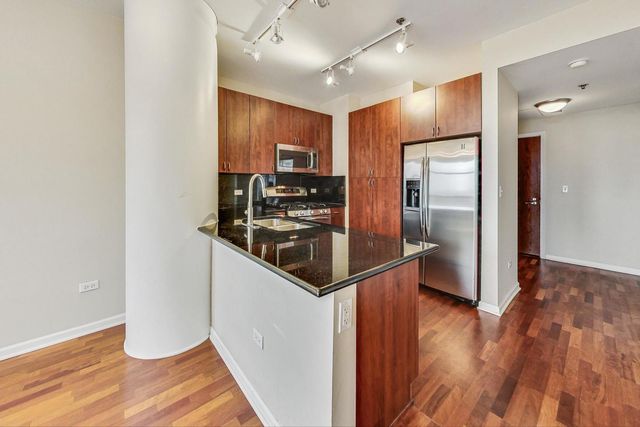 1255 S State Street 1918, Chicago, IL 60605