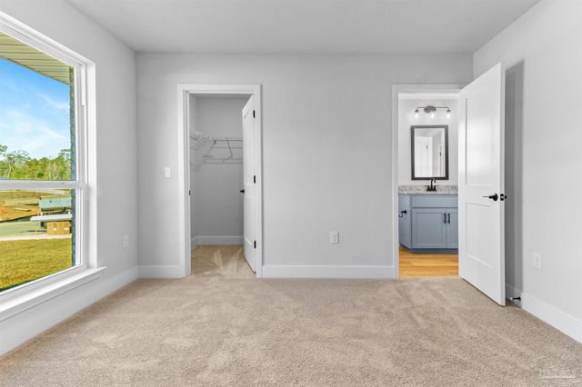 1894 Hazelnut Dr 39B, Cantonment, FL 32533