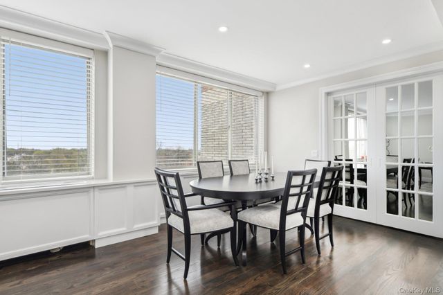 100 Hilton Avenue 901, Garden City, NY 11530