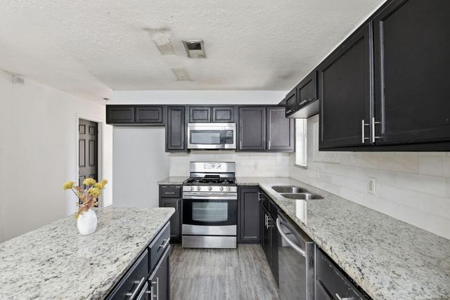 1422 Kappa Street, Pasadena, TX 77504