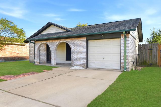1422 Kappa Street, Pasadena, TX 77504