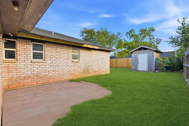 1422 Kappa Street, Pasadena, TX 77504