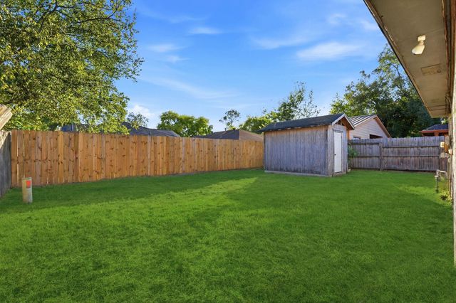 1422 Kappa Street, Pasadena, TX 77504