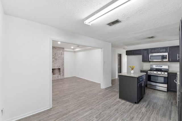 1422 Kappa Street, Pasadena, TX 77504