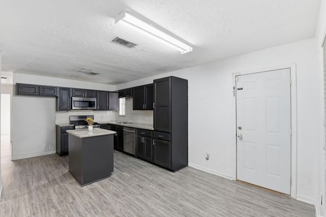 1422 Kappa Street, Pasadena, TX 77504