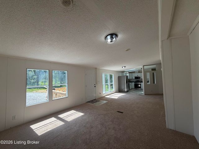 238 Soldier Ct, Vine Grove, KY 40175