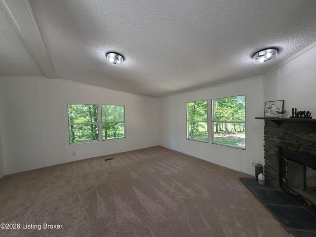 238 Soldier Ct, Vine Grove, KY 40175