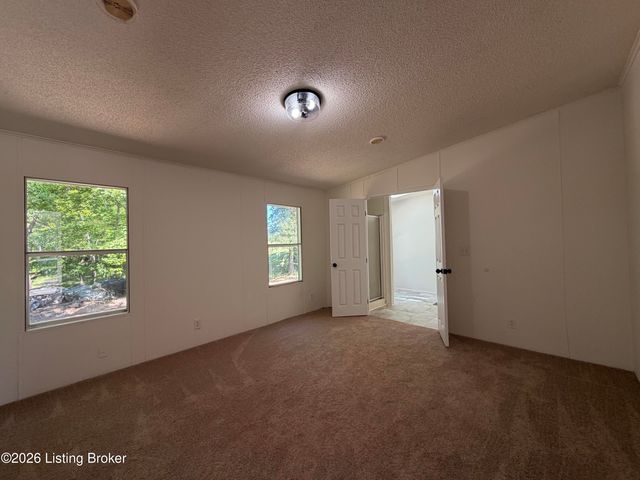 238 Soldier Ct, Vine Grove, KY 40175