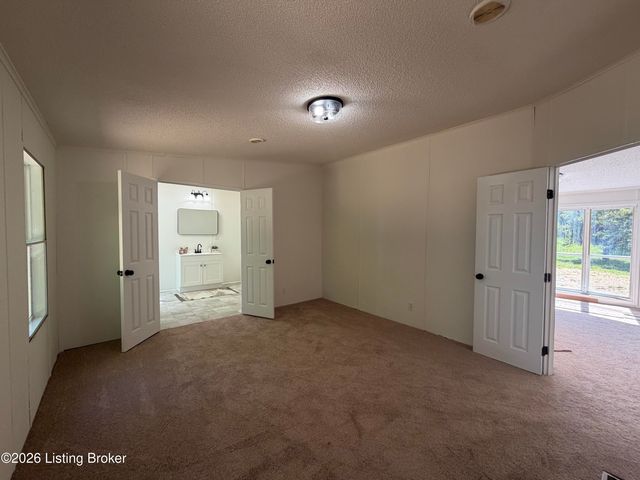 238 Soldier Ct, Vine Grove, KY 40175