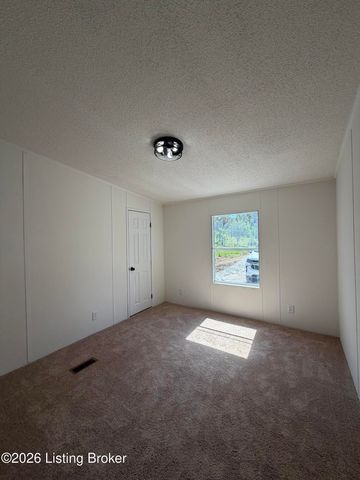238 Soldier Ct, Vine Grove, KY 40175