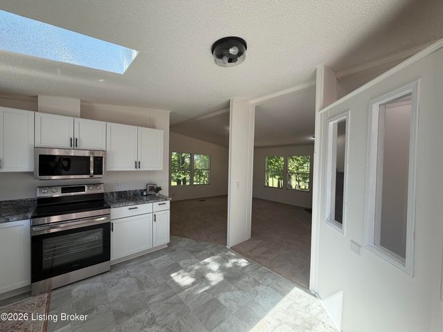 238 Soldier Ct, Vine Grove, KY 40175