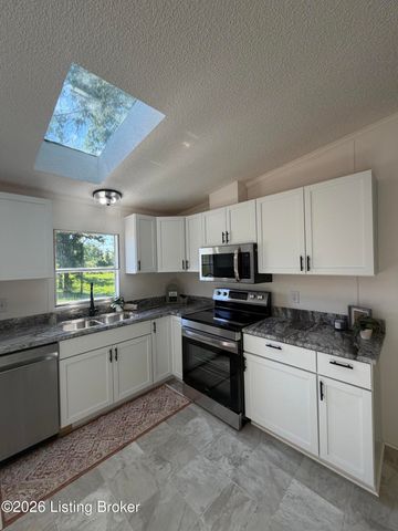 238 Soldier Ct, Vine Grove, KY 40175