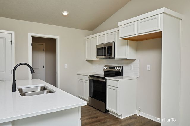 3001 Myron Street, Norwalk, IA 50211