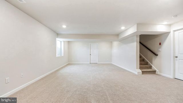 133 WINDING RD, Forks Township, PA 18040