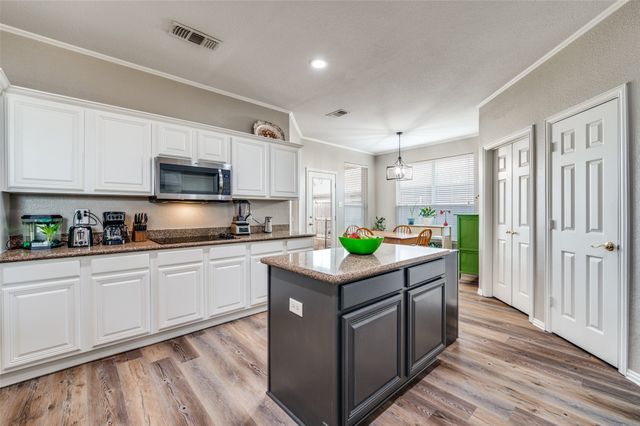 110 Harvest Bend Drive, Wylie, TX 75098