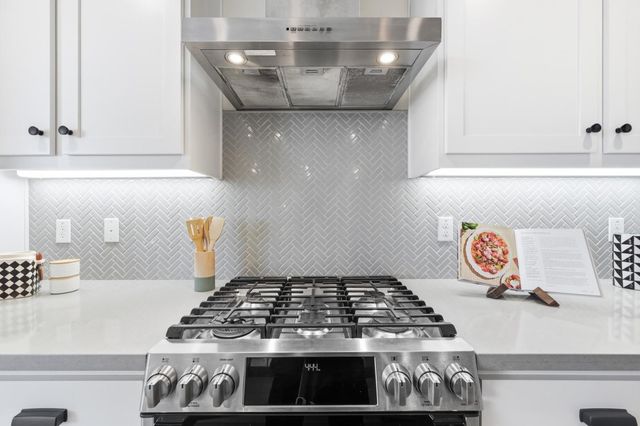 1652 Wonderland Way Way, Hayward, CA 94545