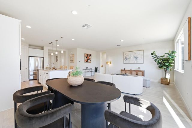 1652 Wonderland Way Way, Hayward, CA 94545