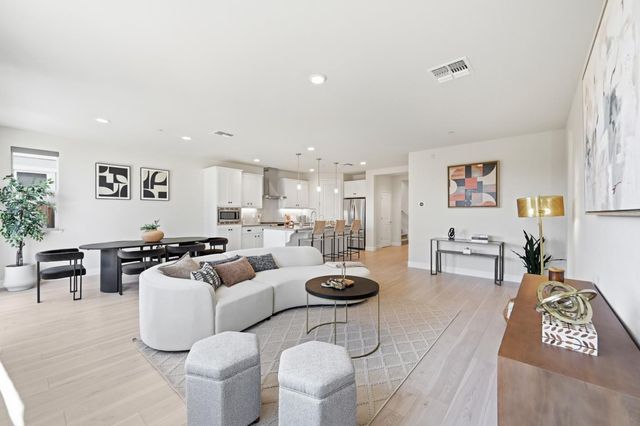 1652 Wonderland Way Way, Hayward, CA 94545