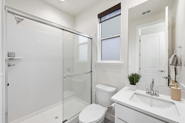 1652 Wonderland Way Way, Hayward, CA 94545