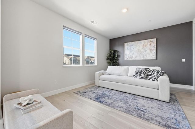 1652 Wonderland Way Way, Hayward, CA 94545