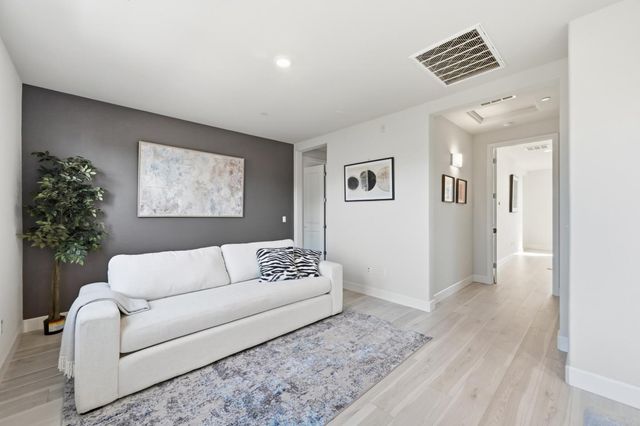 1652 Wonderland Way Way, Hayward, CA 94545