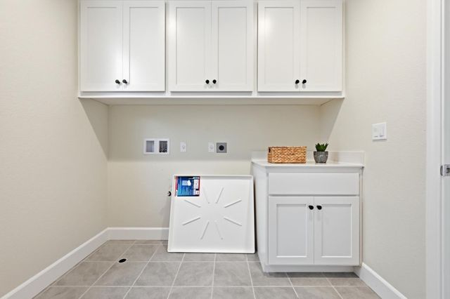 1652 Wonderland Way Way, Hayward, CA 94545