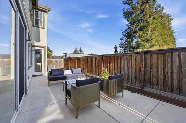 1652 Wonderland Way Way, Hayward, CA 94545
