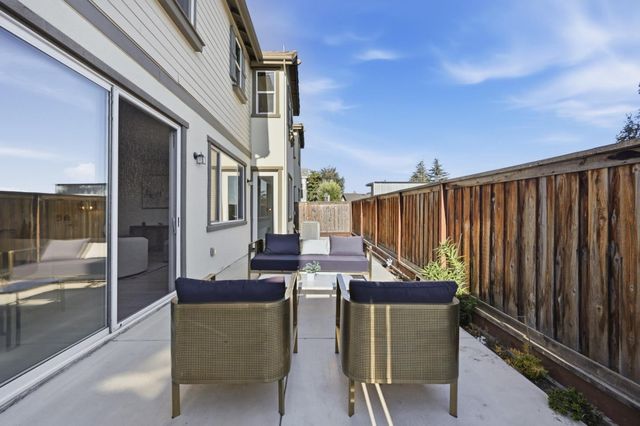 1652 Wonderland Way Way, Hayward, CA 94545