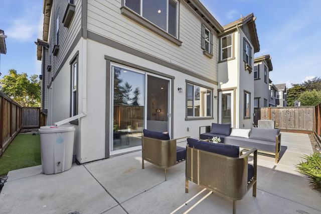 1652 Wonderland Way Way, Hayward, CA 94545