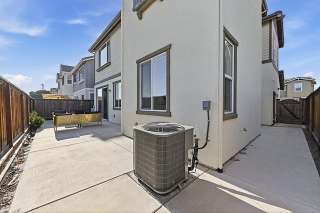 1652 Wonderland Way Way, Hayward, CA 94545