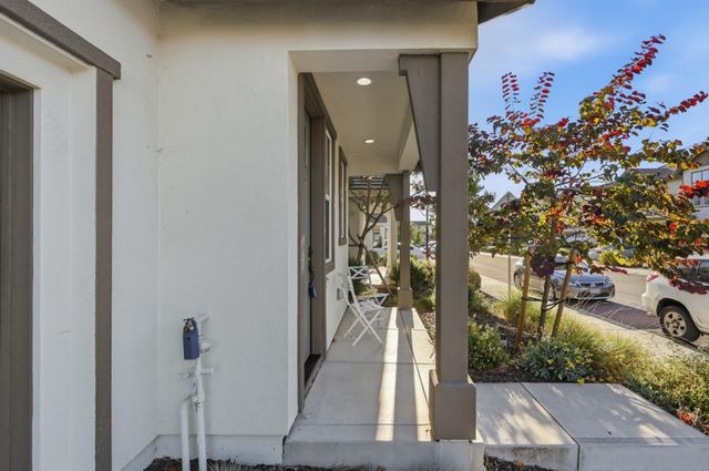 1652 Wonderland Way Way, Hayward, CA 94545