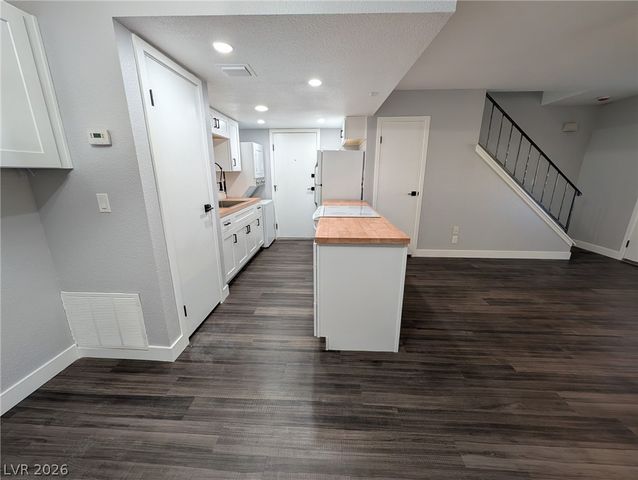 1441 Dorothy Avenue 3, Las Vegas, NV 89119