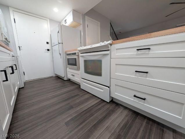 1441 Dorothy Avenue 3, Las Vegas, NV 89119
