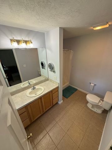 38 Lake Street, Spencer, MA 01562