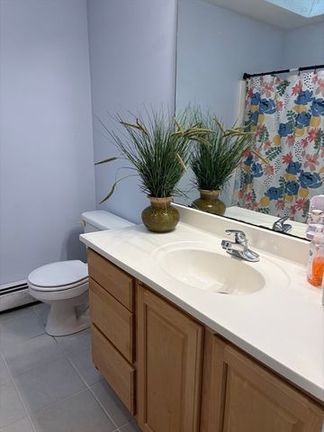 38 Lake Street, Spencer, MA 01562