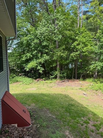 38 Lake Street, Spencer, MA 01562
