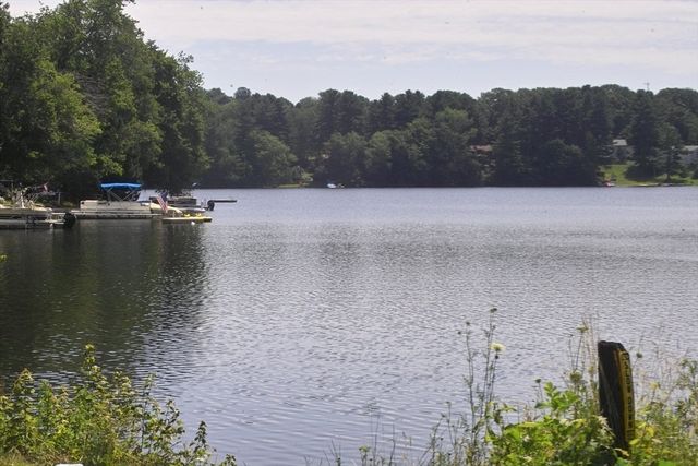 38 Lake Street, Spencer, MA 01562