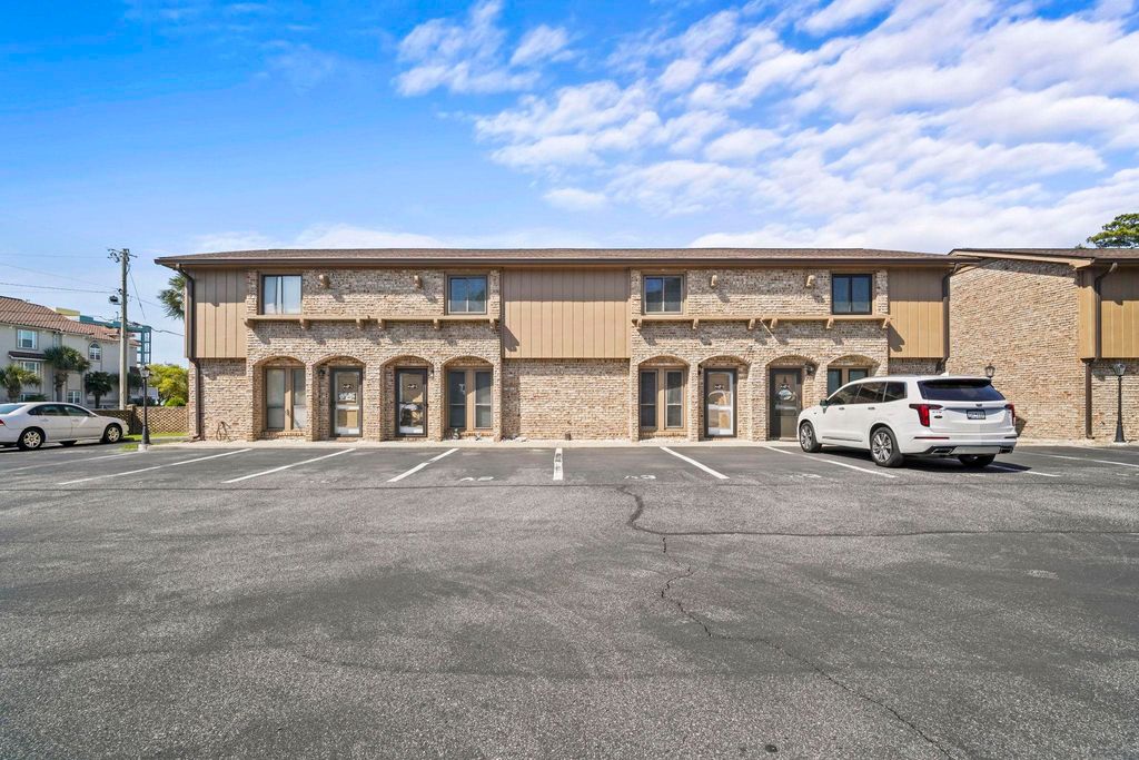 405 Hillside Dr N Apt A3, North Myrtle Beach, SC 29582