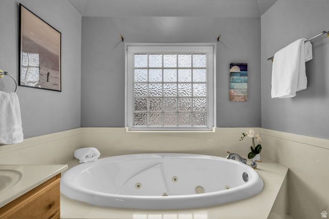 1045 S RED RIVER RD, Washington, UT 84780