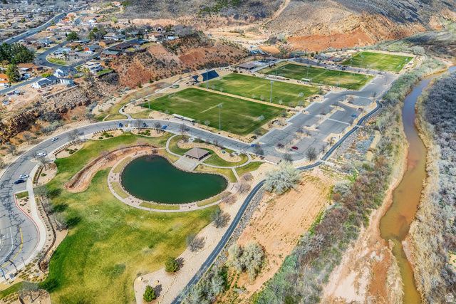 1045 S RED RIVER RD, Washington, UT 84780