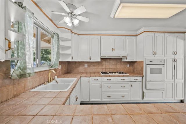 10525 Woldrich St., Sylmar, CA 91342