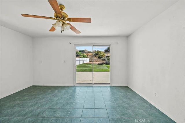 10525 Woldrich St., Sylmar, CA 91342